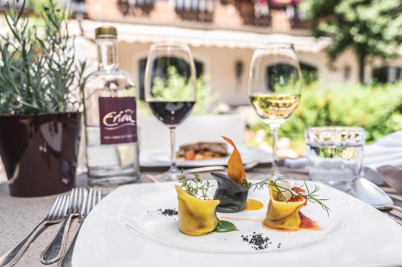Wellnesshotel Erica Nova Ponente Bagian luar foto