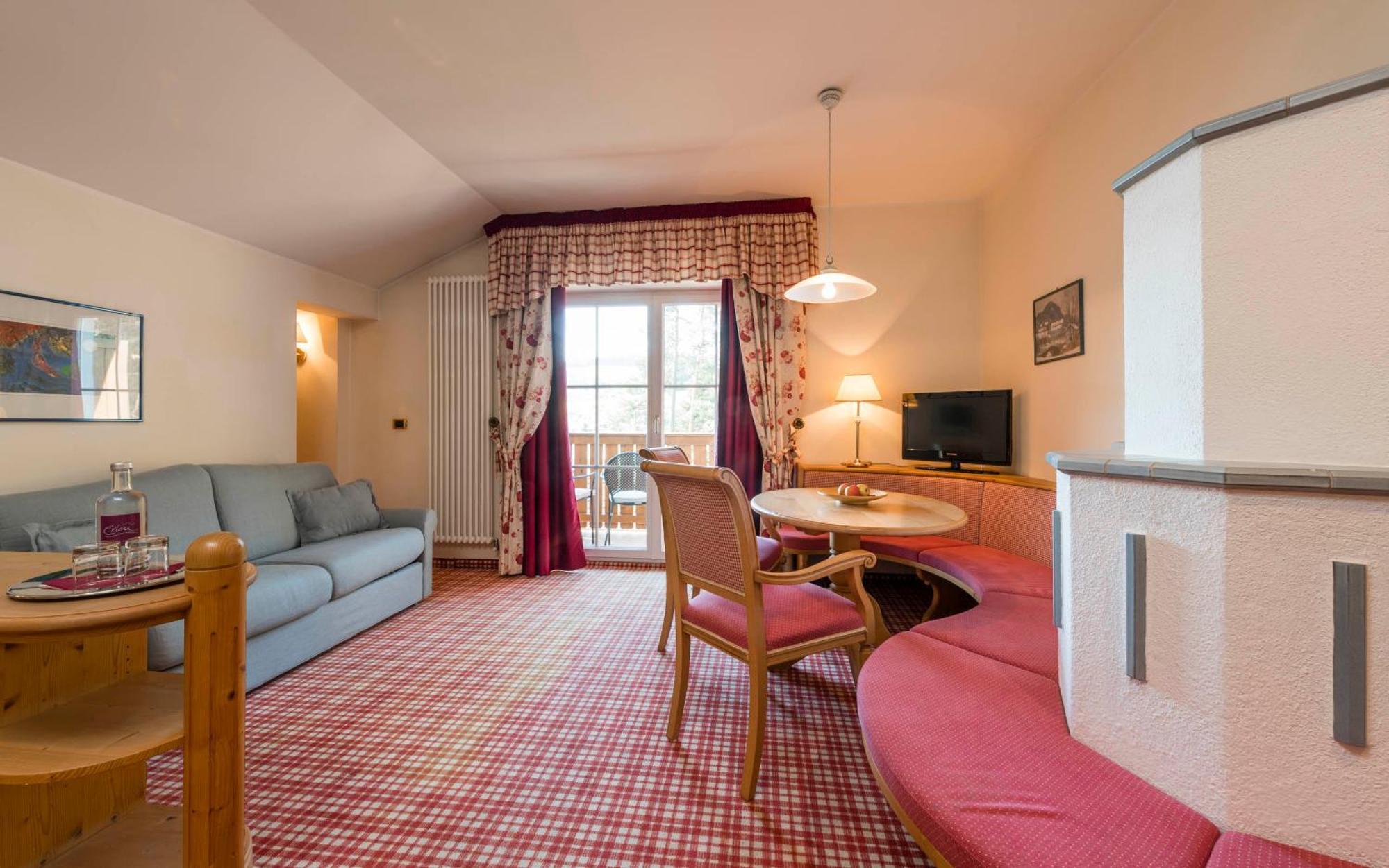 Wellnesshotel Erica Nova Ponente Ruang foto